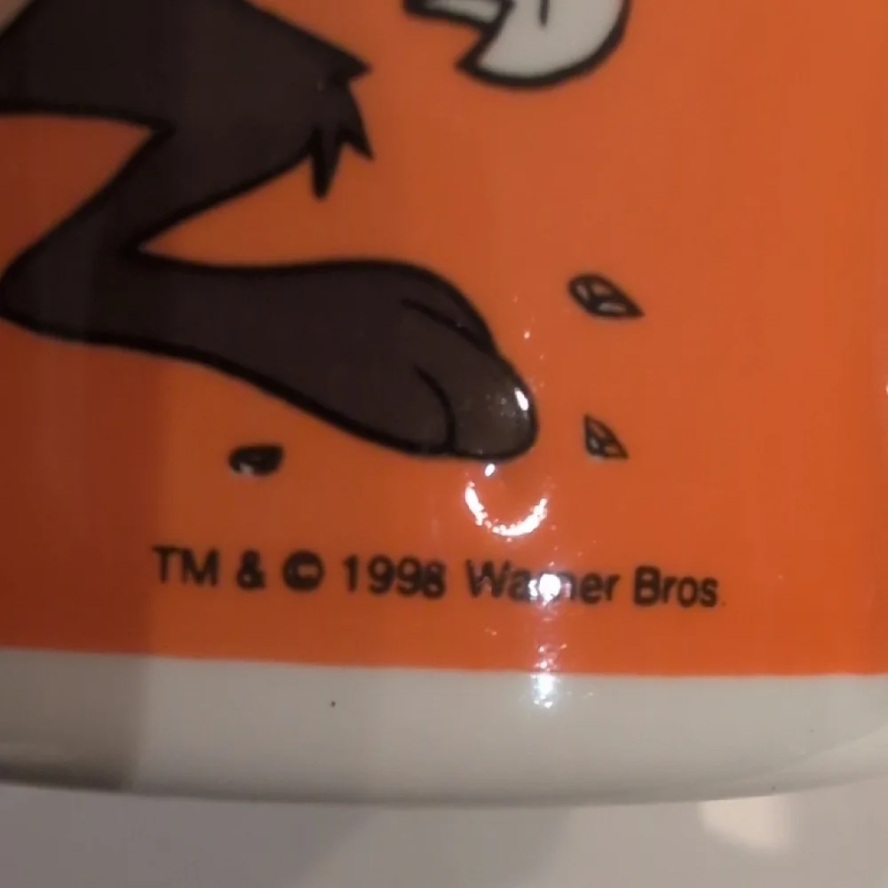 Warner Bros. Looney Tunes Vintage TAZ Coffee Mug 1998